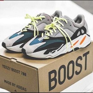 Yeezy 700 “ Wave runners”